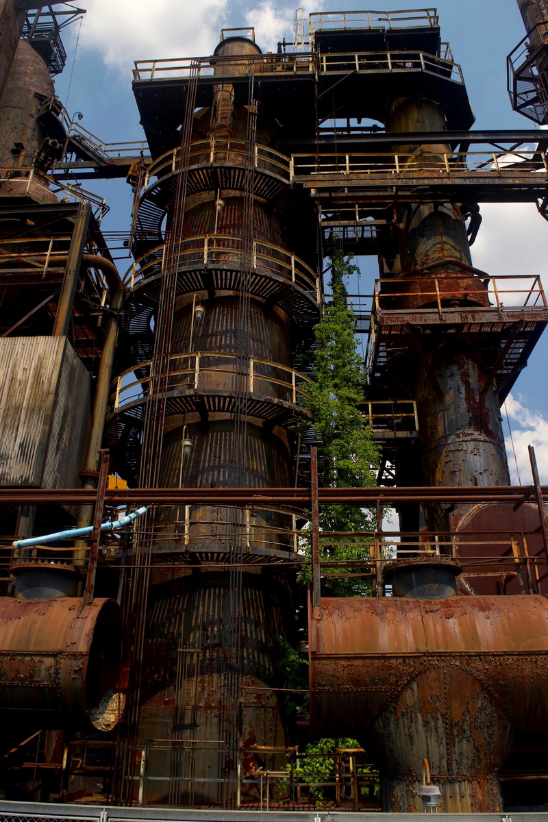 Illustration for article titled Steel Stacks